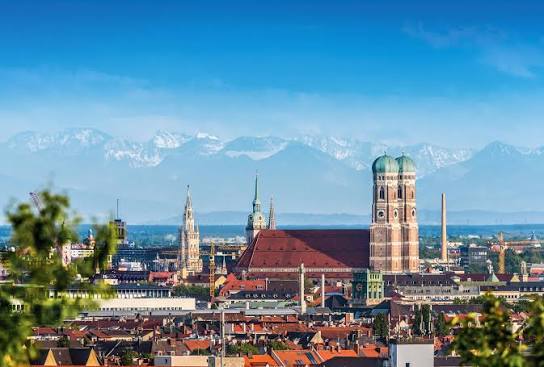 München mit Frauenkirche